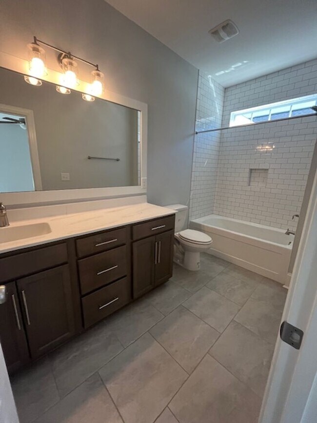 Building Photo - Experience Elegance and Privacy