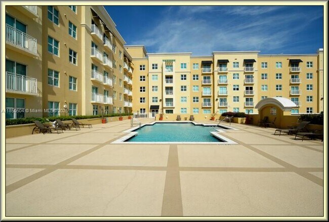 Building Photo - 50 Menores Ave