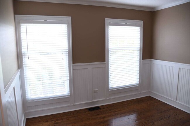 Building Photo - 2138 Stirrup Ln