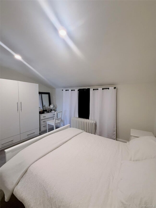 Building Photo - 130 Clinton Ave