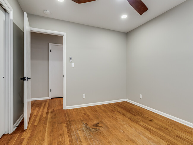 Building Photo - 4967 Princeton Dr