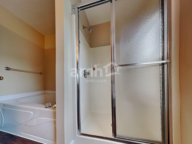 Building Photo - 1153 Reveres Run