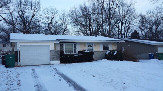 Building Photo - $1795.00 / 3br - 3 Bedroom Home in North County Pritchhard (Pritchard)