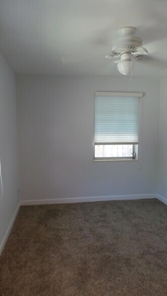 Building Photo - 370 Orange Way