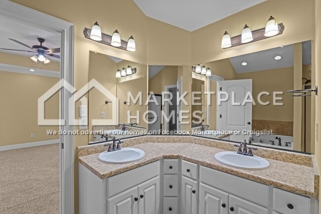 Building Photo - 4831 High Meadows Dr