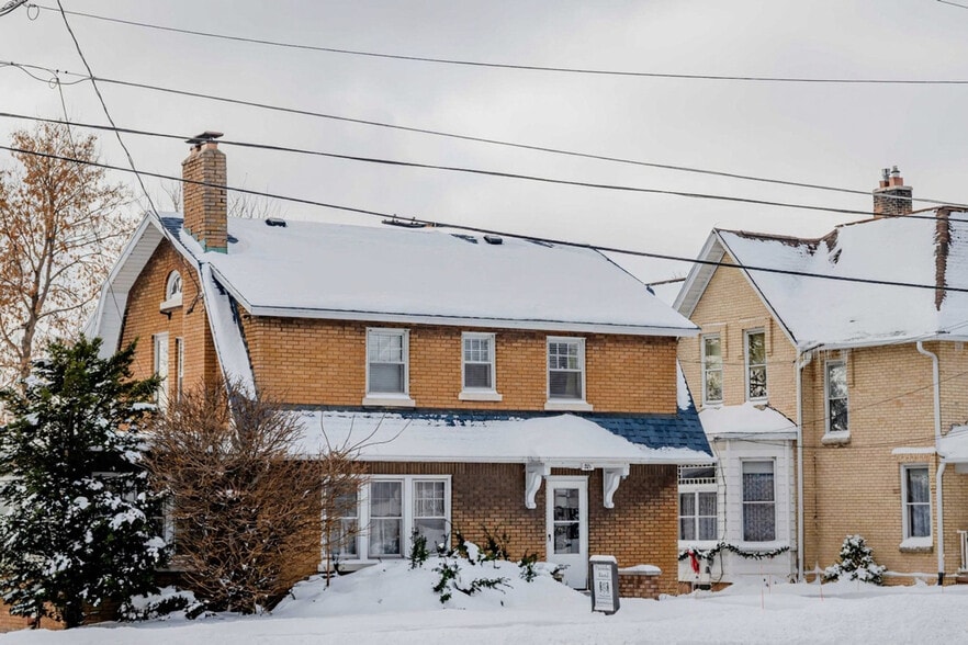 Building Photo - 301 W Wisconsin Ave