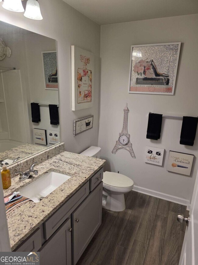 Building Photo - 7539 Knoll Hollow Rd