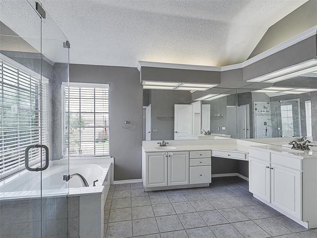 Building Photo - 2205 Grand Canyon Ct