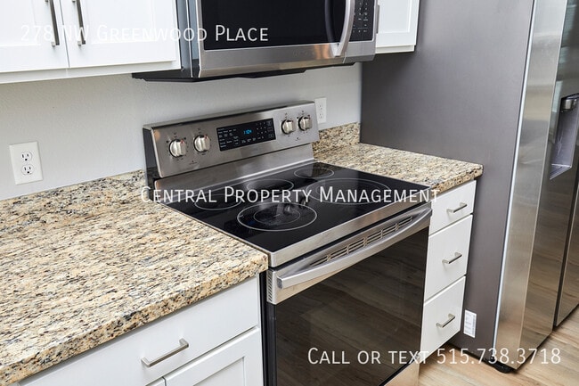 Building Photo - 278 NW Greenwood Pl