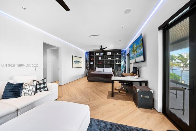 Building Photo - 632 Intracoastal Dr