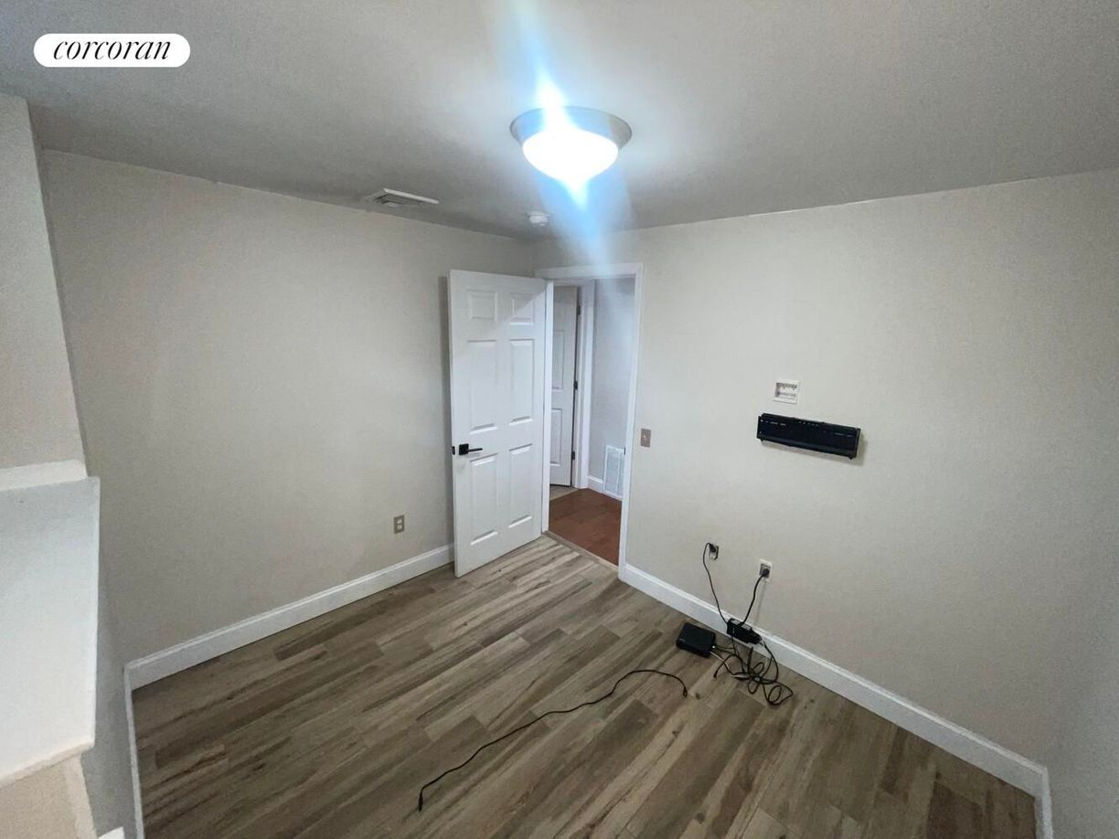 Building Photo - 332 Locust St