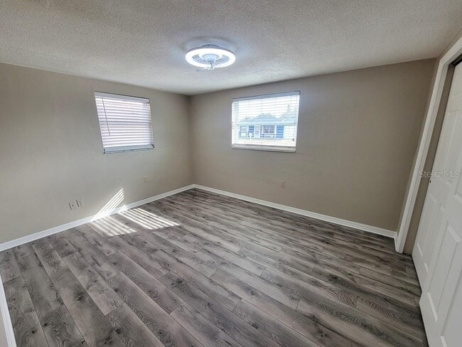 Building Photo - 7335 Castanea Dr