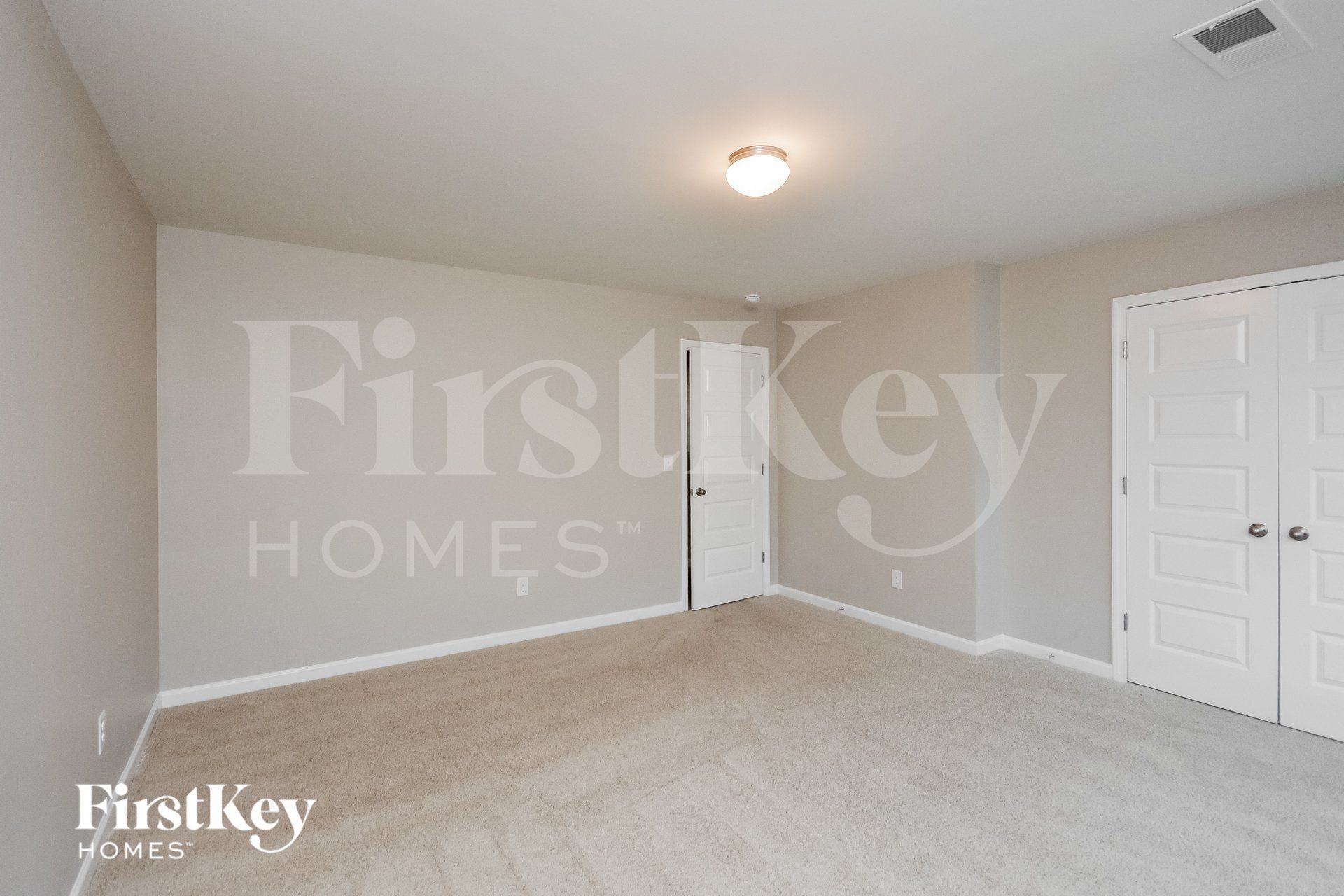 Building Photo - 515 Oak Terrace Dr