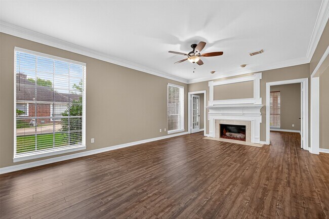 Building Photo - 3111 Shiloh Dr