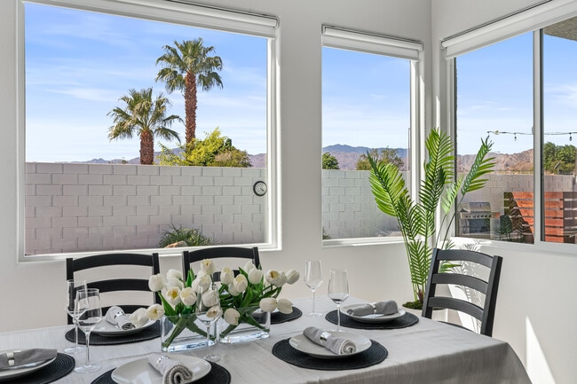 Building Photo - 79535 Dandelion Dr