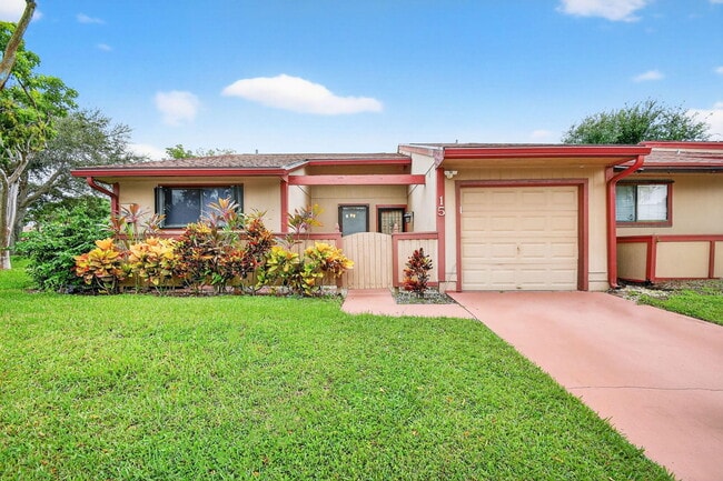 Building Photo - 15 Farnworth Dr