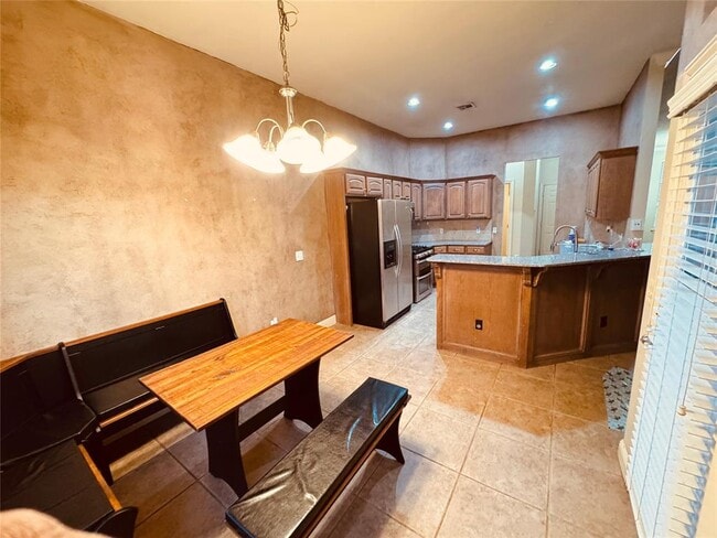 Building Photo - 601 Ellsworth Ave