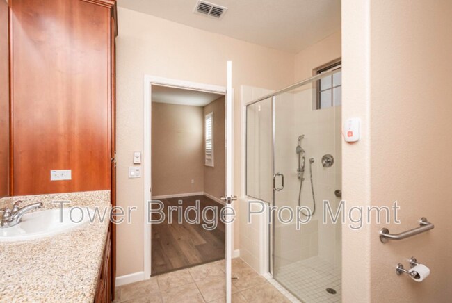 Building Photo - 1457 Marseille Ln