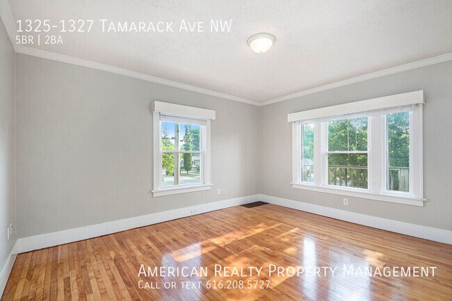 Building Photo - 1325-1327 Tamarack Ave NW-