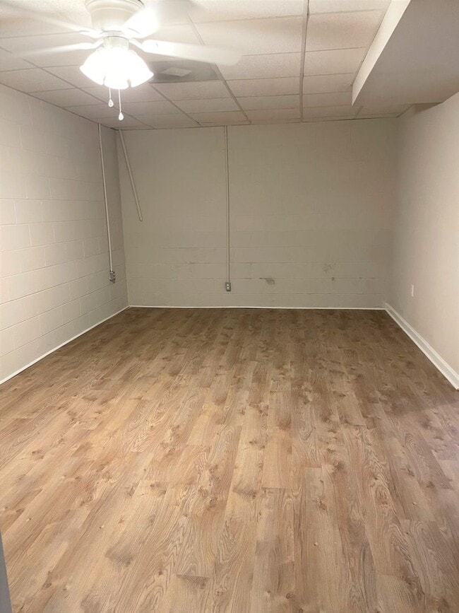 Building Photo - West Athens 4br House for Rent
