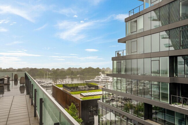 Building Photo - 601 Wharf St SW