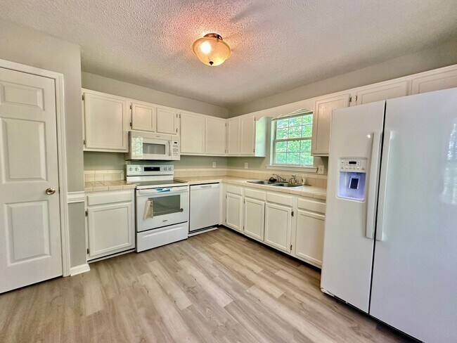 Building Photo - Dallas Rental