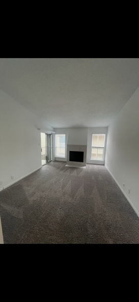 Building Photo - 3730 Thistlemont Dr