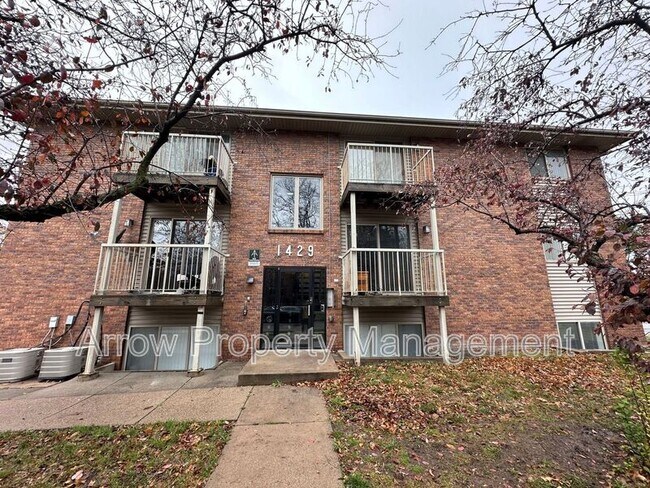 Building Photo - 1429 N 34th St