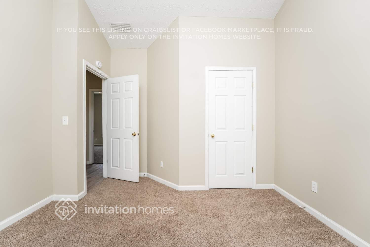 Building Photo - 30 Rosemoore Dr