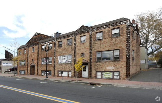 Building Photo - Somerset Apartments