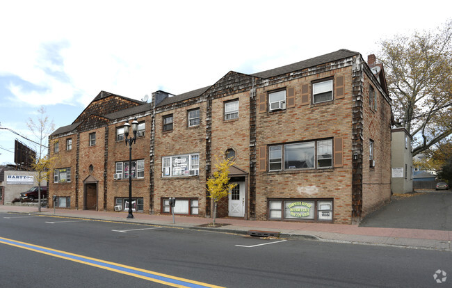 Building Photo - Somerset St.