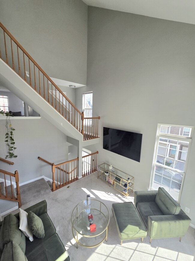 Building Photo - 1604 Post Oak Dr