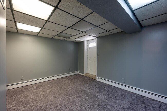 Building Photo - 343 Mercer Loop