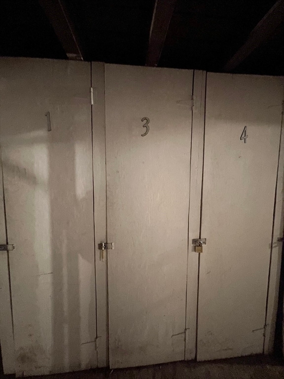 Building Photo - 68 Myrtle St