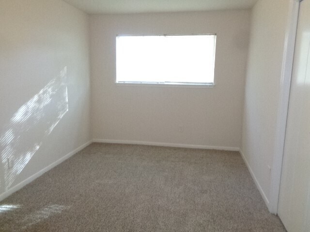 Building Photo - 15835 Cardono Ln