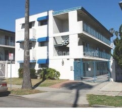 Building Photo - 14329 Haynes St