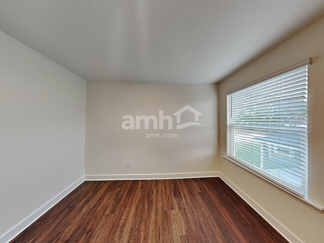 Building Photo - 12319 Paperbark Pl