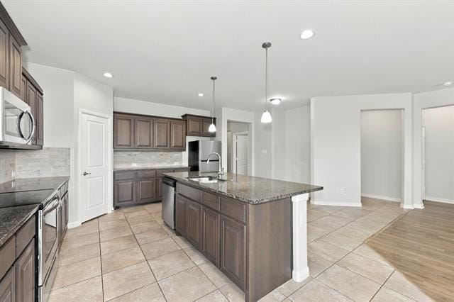 Building Photo - 2614 Lavender Ln