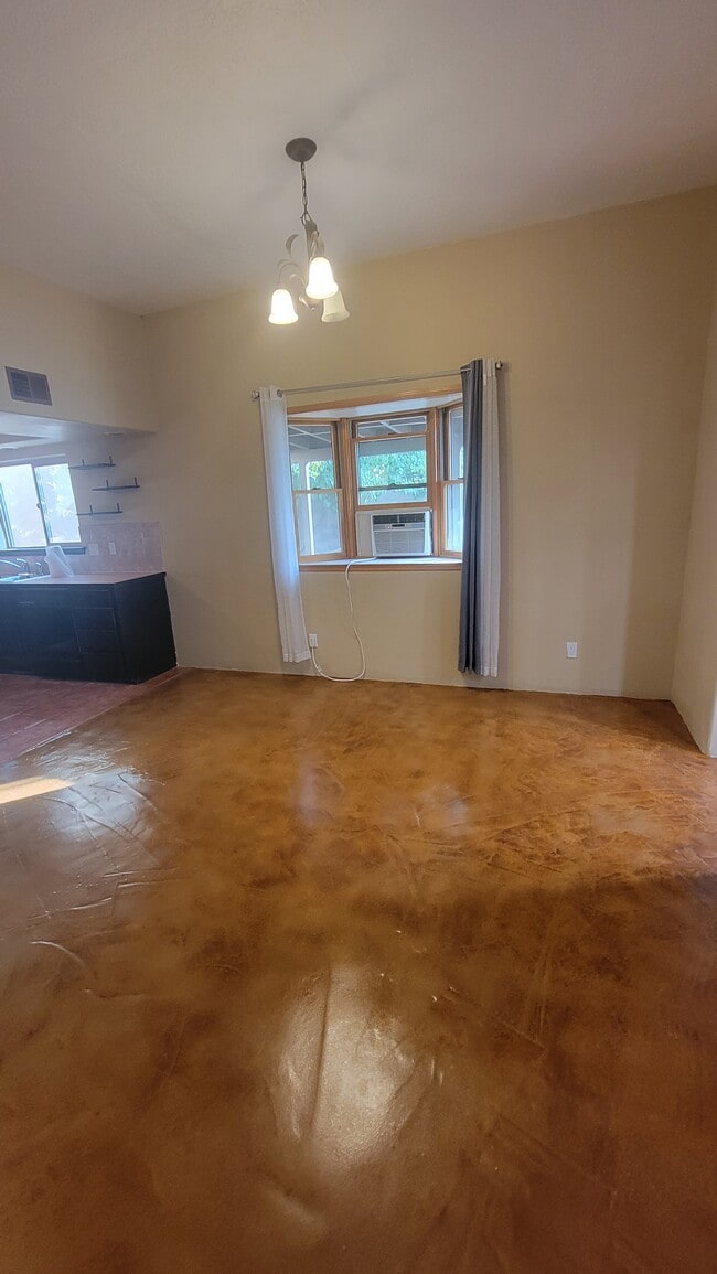 Building Photo - 3323 Camino Prado Vista