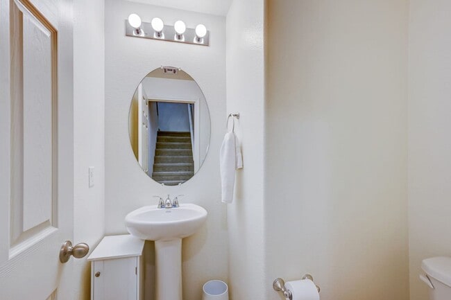 Building Photo - HOUSING CHOICE VOUCHER APPROVED! Beautiful Corner Home in Henderson – Built in 2021!