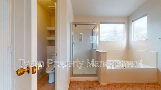 Building Photo - 3422 Stony Meadows Cir