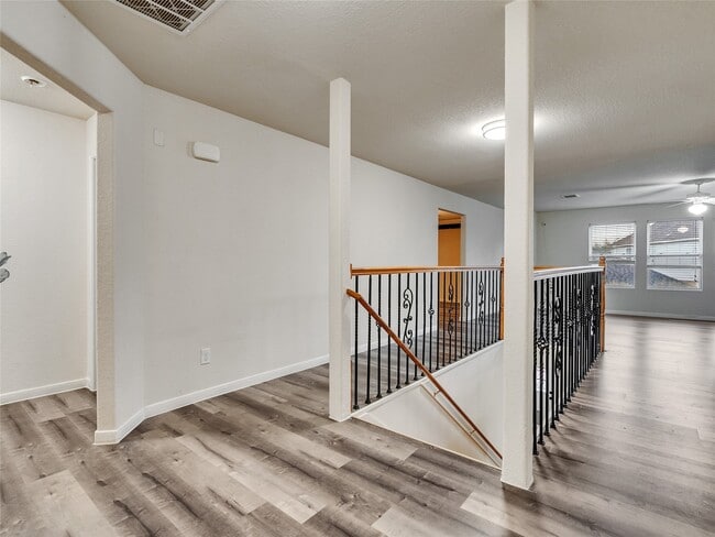 Building Photo - 19302 Juniper Vale Cir