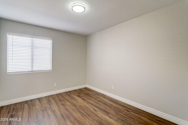 Building Photo - 13589 W Ocotillo Ln