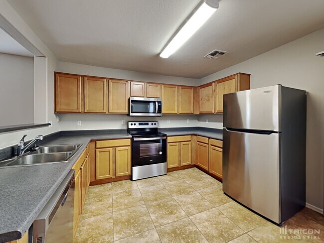 Building Photo - 2364 E Meadow Lark Way