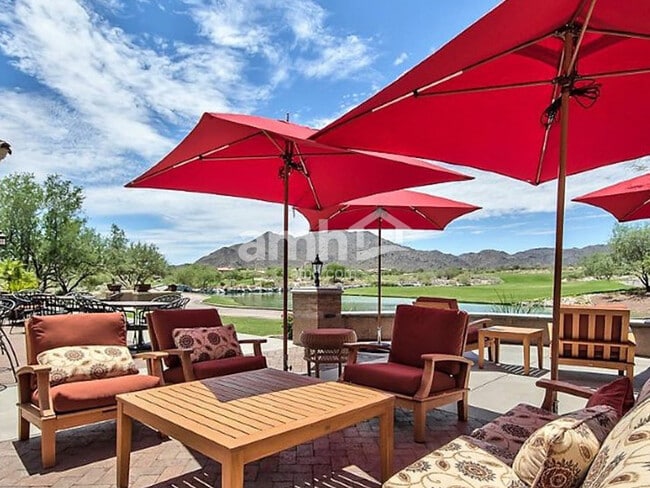 Building Photo - 20772 W Thomas Rd