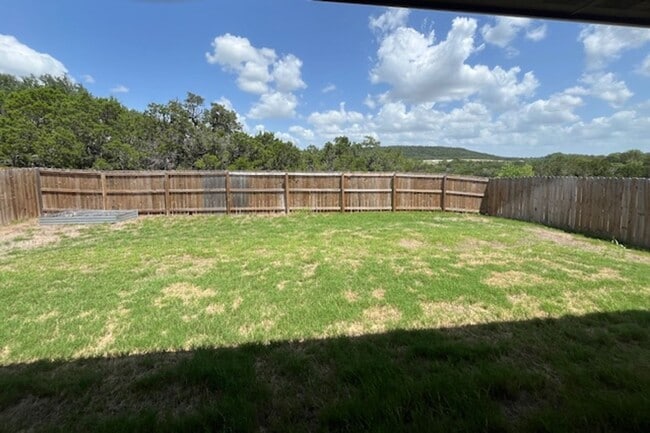 Building Photo - Beautiful Like New Home in Copperas Cove w...
