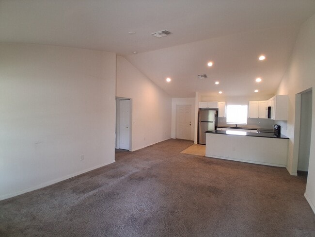 Building Photo - 7061 Tide Cir