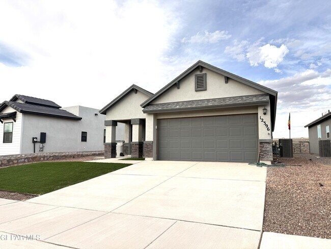 Building Photo - 12396 Polo Norte Dr