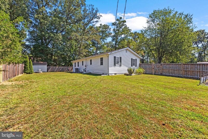 Building Photo - 4402 Wyres St