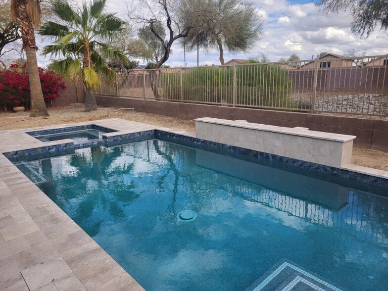 Building Photo - 18261 N Summerbreeze Way